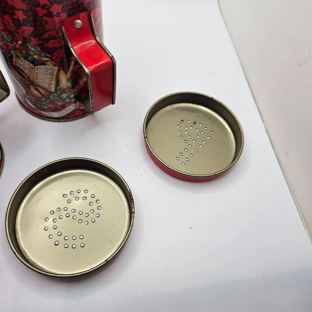 Vintage‎ Christmas Tin Salt & Pepper Shakers Red Musical Instruments Holiday Set